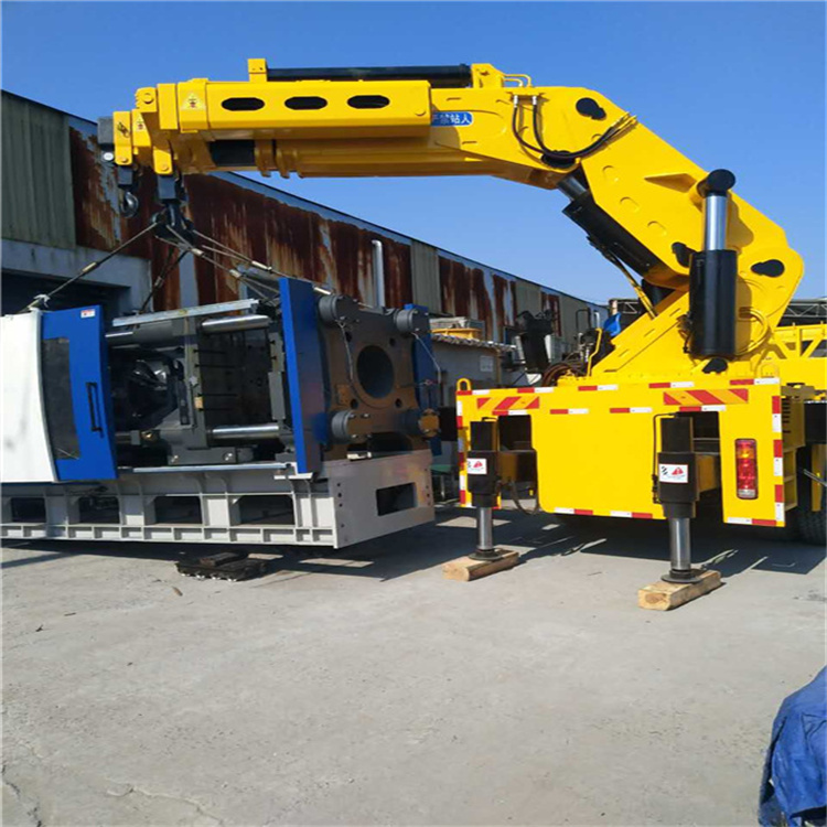 高明大吊车租赁电话